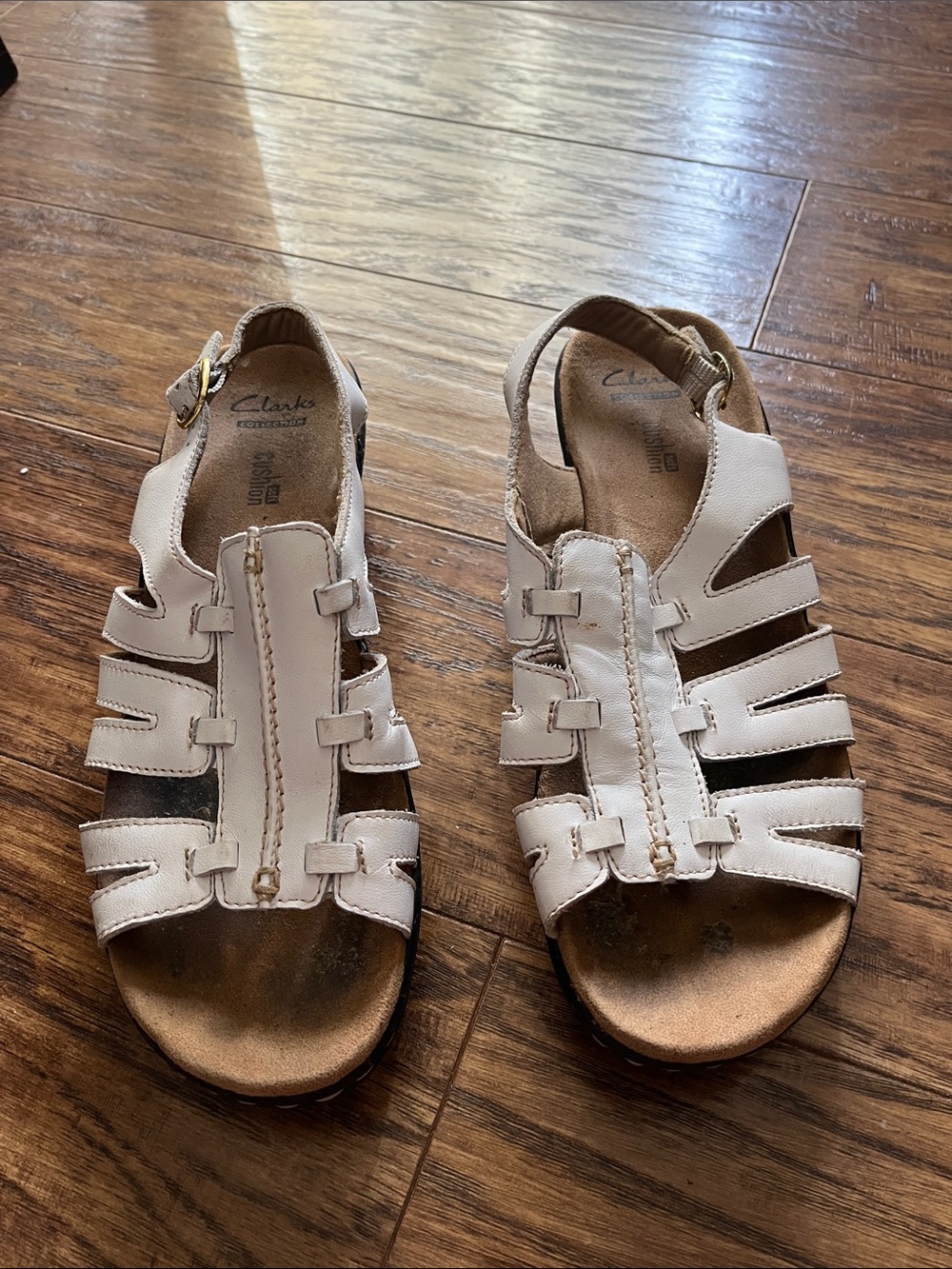 Clarks Women's White Leather Fisherman Sandals